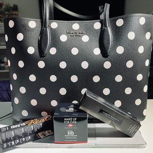 Brand new never been used Kate spade polkadot shoulder bag